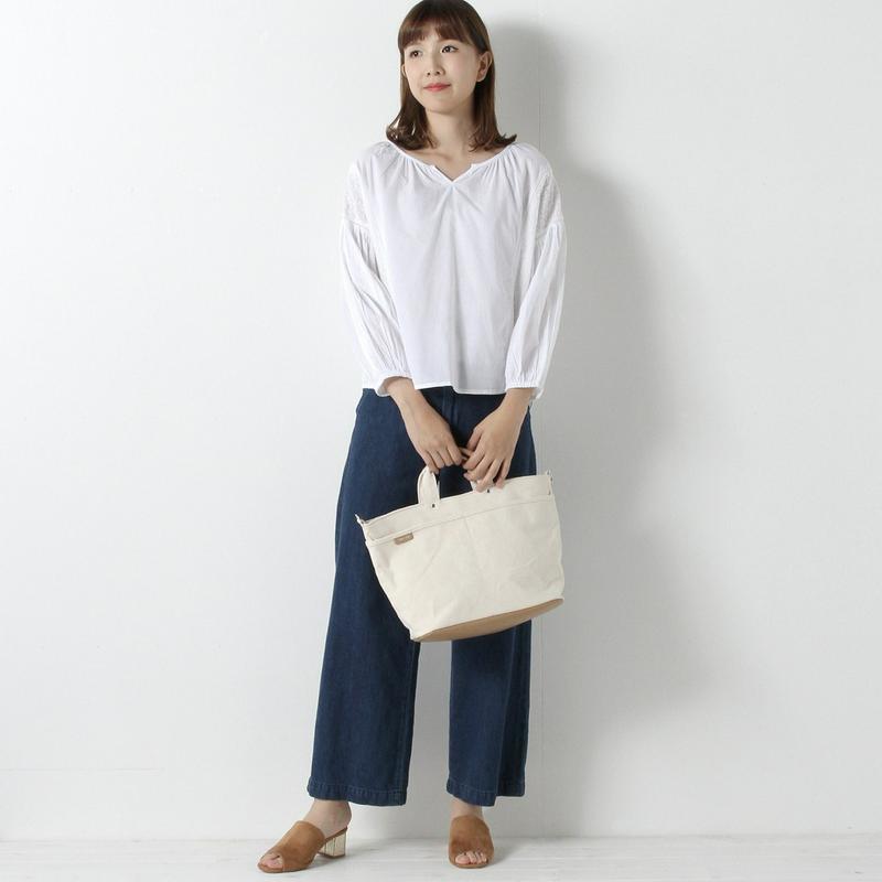 【３／２５（水）で販売終了】刺繍切替ブラウス【Ｍ～４Ｌ】