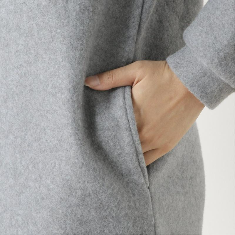 あったか起毛素材のＵネックロングワンピース