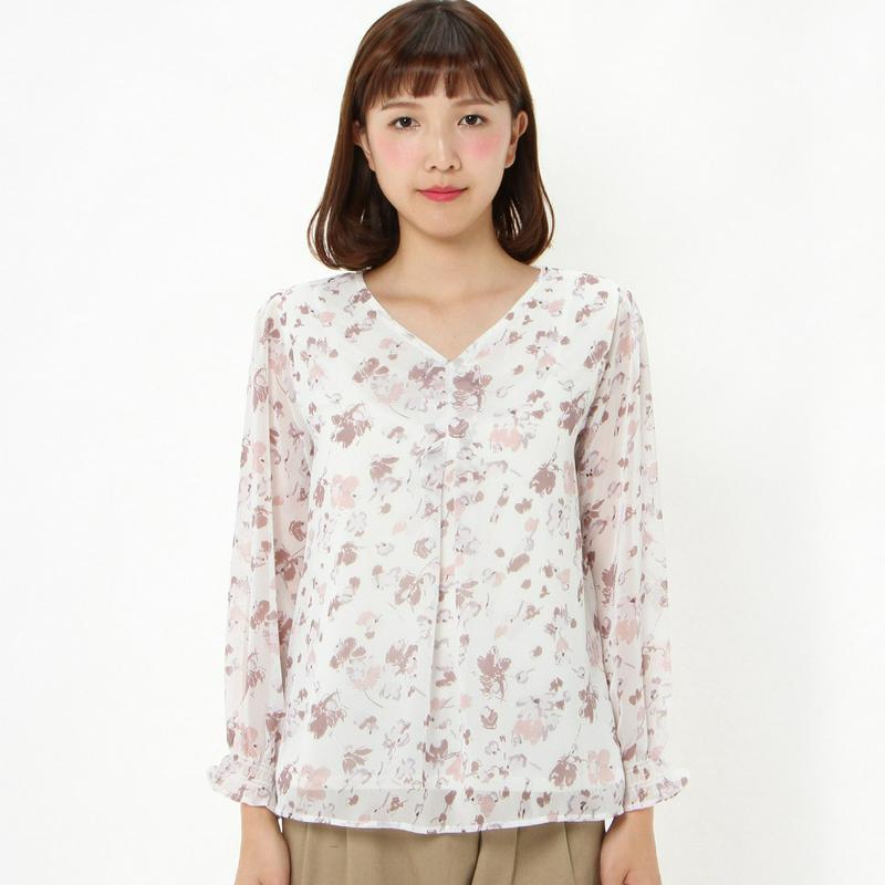 【３／２５（水）で販売終了】カットソー使いフラワープリントＶネックブラウス