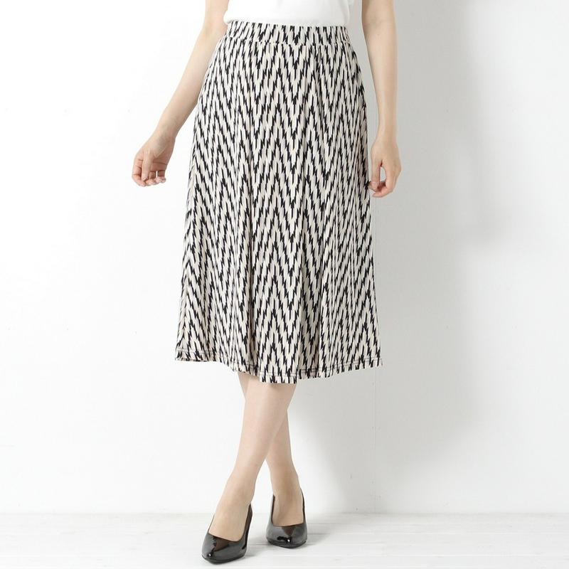 【７色展開】通勤にも◎きれい見えタックフレアスカート