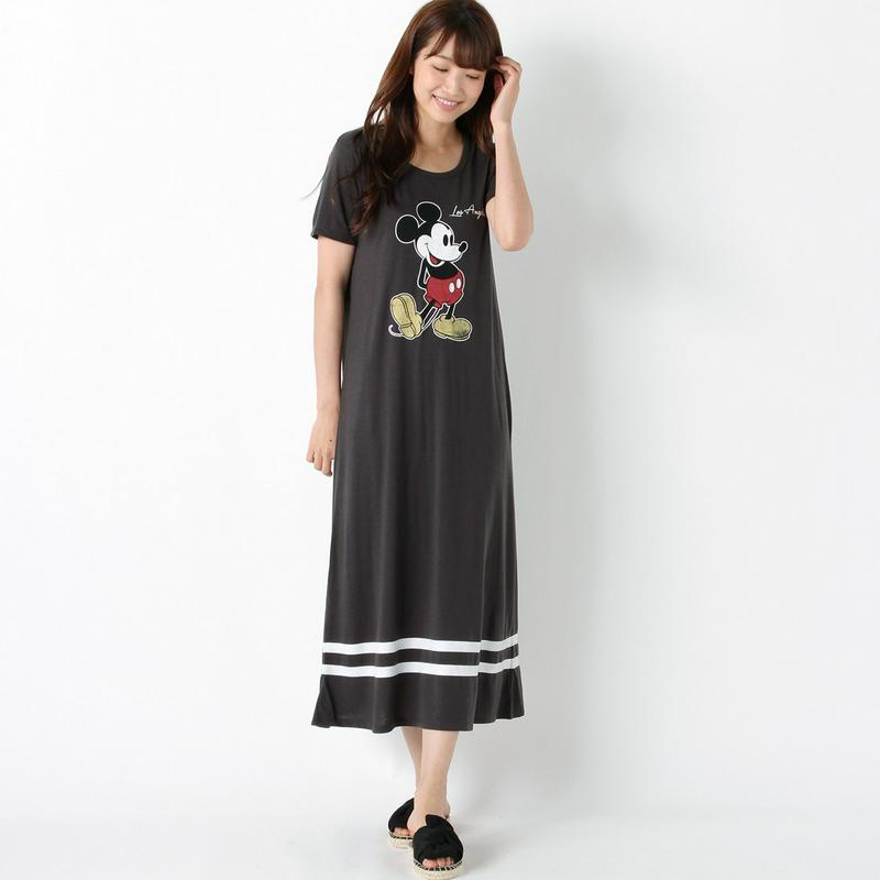 ミッキープリント半袖マキシワンピース