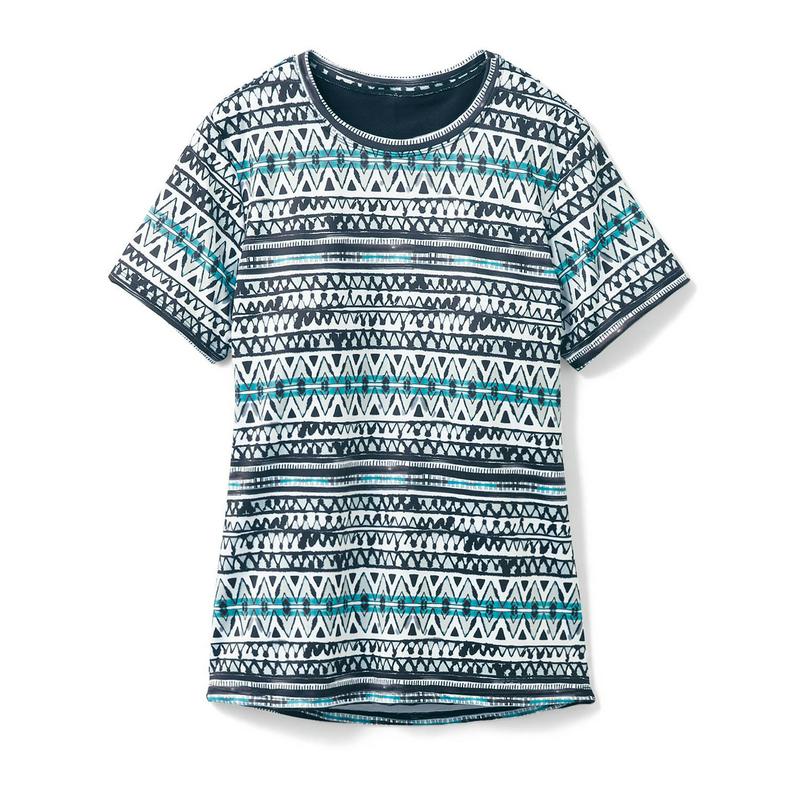 安定感抜群カップ付きＴシャツ