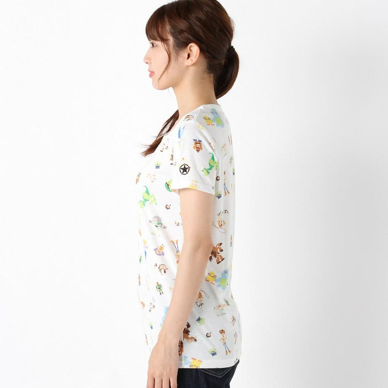 トイ・ストーリー半袖総柄プリントＴシャツ
