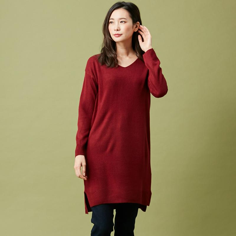 肌触りのいいカシミヤタッチＶネック膝丈ワンピース