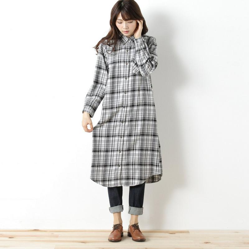 綿混素材のビエラ起毛ロングシャツワンピース
