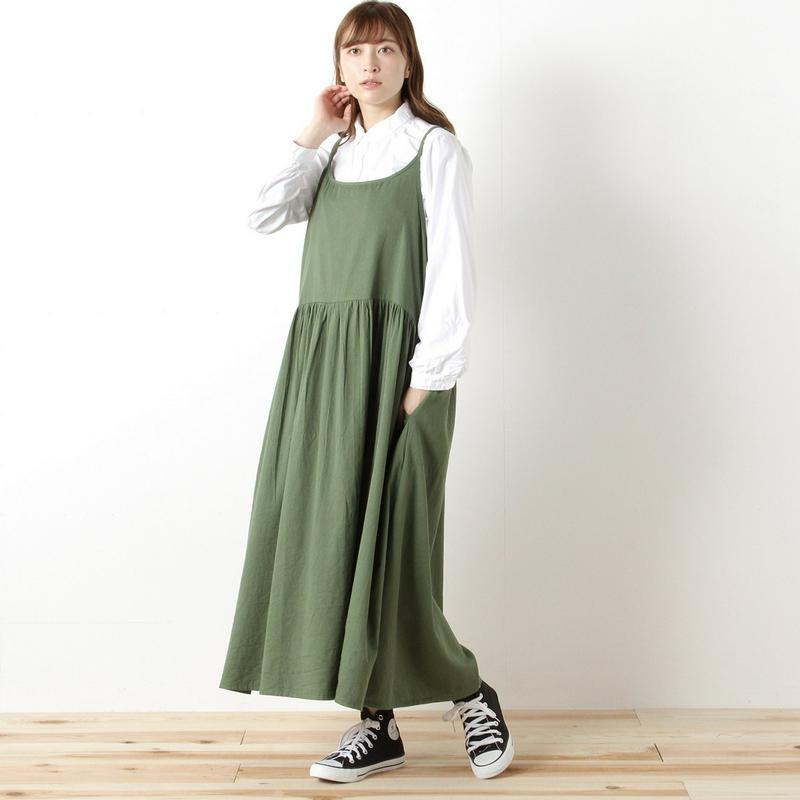 コットンツイル素材のキャミソールワンピース