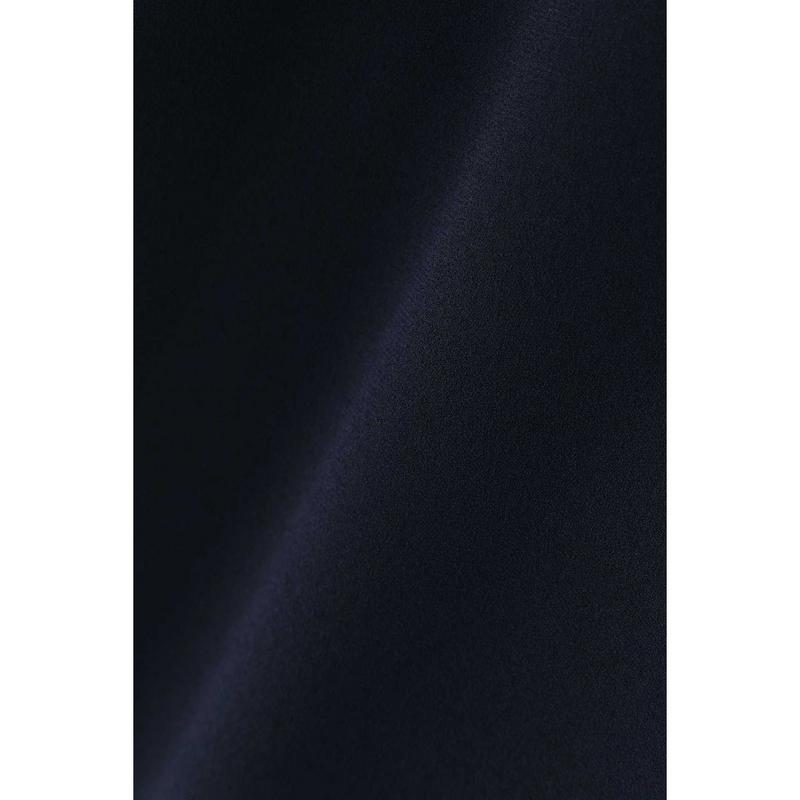 《ａｒｒｉｖｅ　ｐａｒｉｓ》バックサテンワンピース