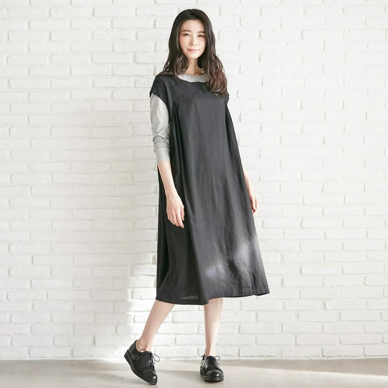 リネンレーヨン素材のフレンチ袖ワンピース【再入荷】【Ｍ～３Ｌ】（ディージーワイ/D*g*y）