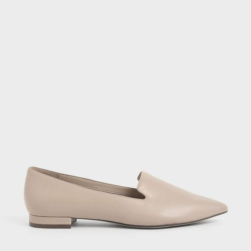 ポインテッドトゥローファーフラット / Pointed Toe Loafer Flats （Beige）