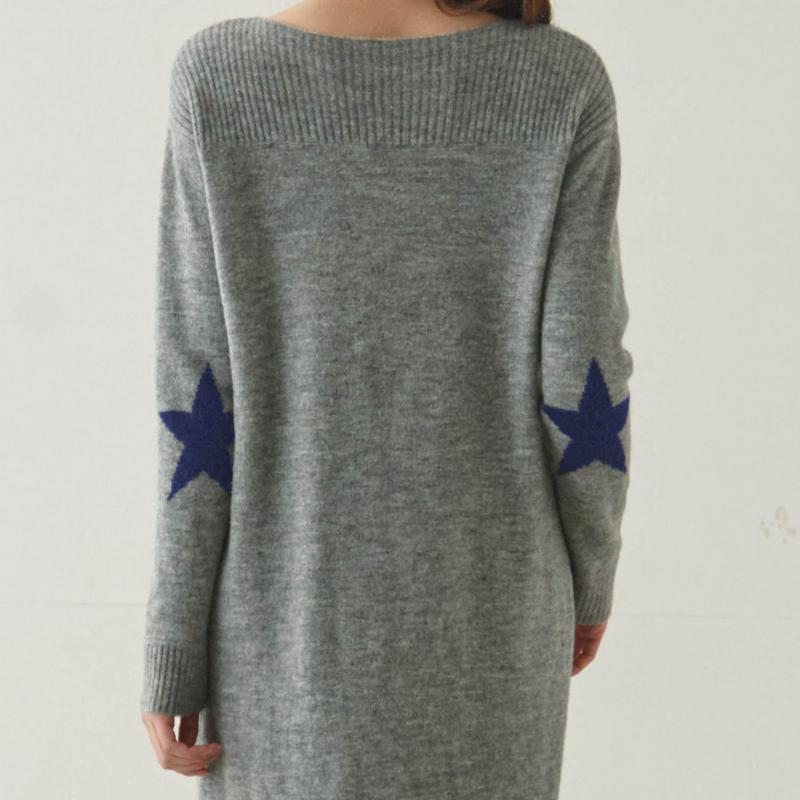 【ＳＴＹＬＥ　ＳＮＡＰ掲載】星柄ニットワンピース
