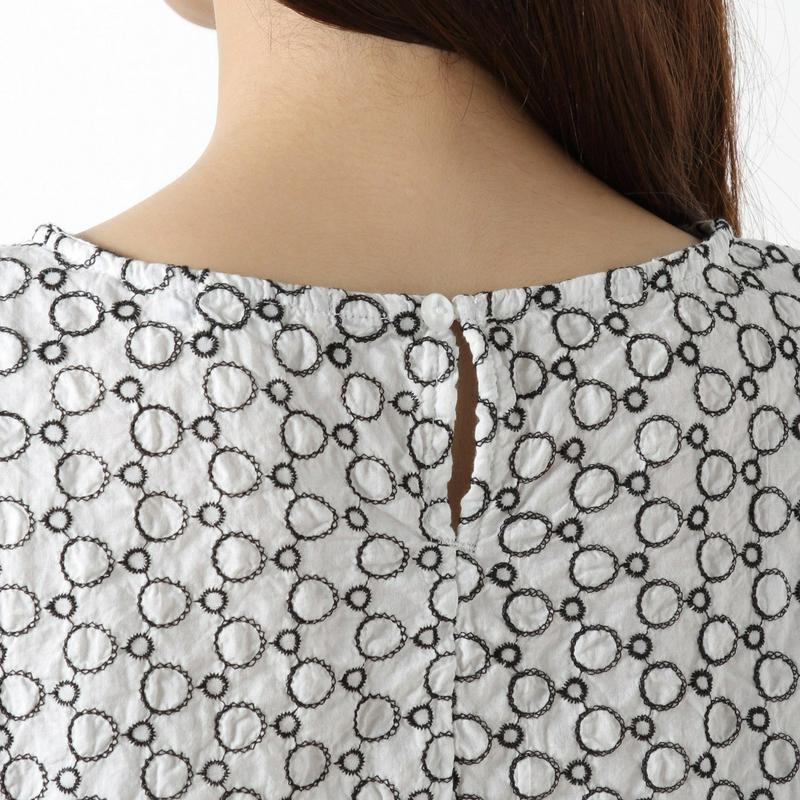 綿ローンドット刺繍ブラウス