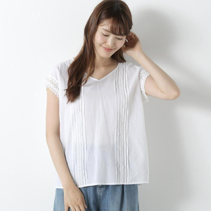 【３／２５（水）で販売終了】Ｖネックブラウス【Ｍ～４Ｌ】
