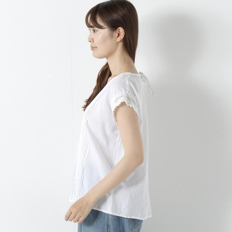 【３／２５（水）で販売終了】Ｖネックブラウス【Ｍ～４Ｌ】