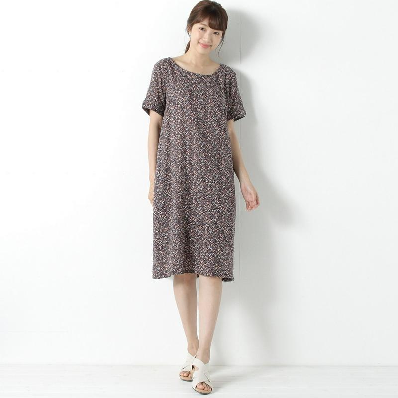【ＶＡＬＬＩＬＡ×ＮＯ　ＪＥＡＮ】レーヨン綿半袖花柄ワンピース