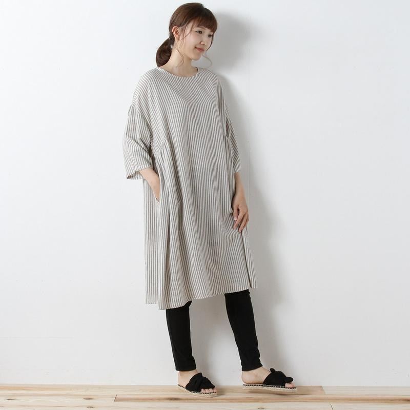 【３／２５（水）で販売終了】レーヨン麻綿素材の脇タック入りワンピース