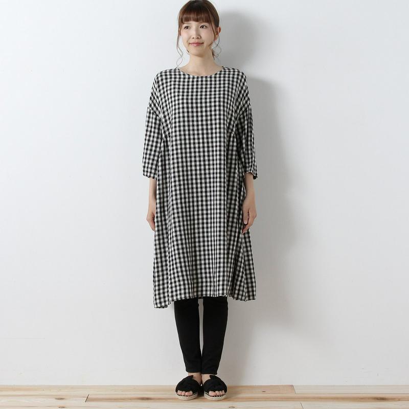 【３／２５（水）で販売終了】レーヨン麻綿素材の脇タック入りワンピース