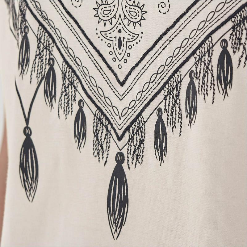 刺繍使いプリントＴシャツチュニック