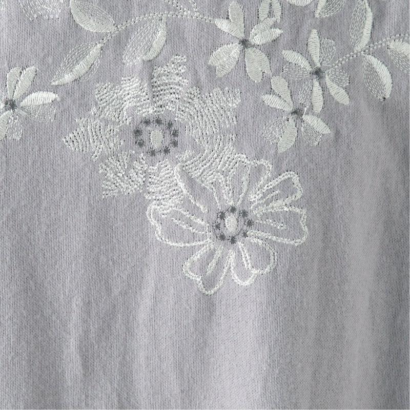 胸花柄刺繍ワンピース（アンベルジュ/embelge）