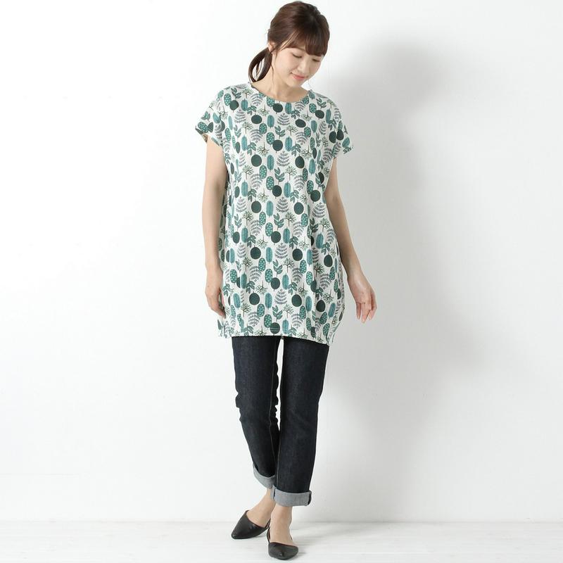 【ＶＡＬＬＩＬＡ×ＮＯ　ＪＥＡＮ】ドロップショルダーリーフ柄チュニック