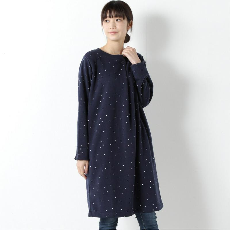 肌触りの良い裏起毛フロントボタンワンピース