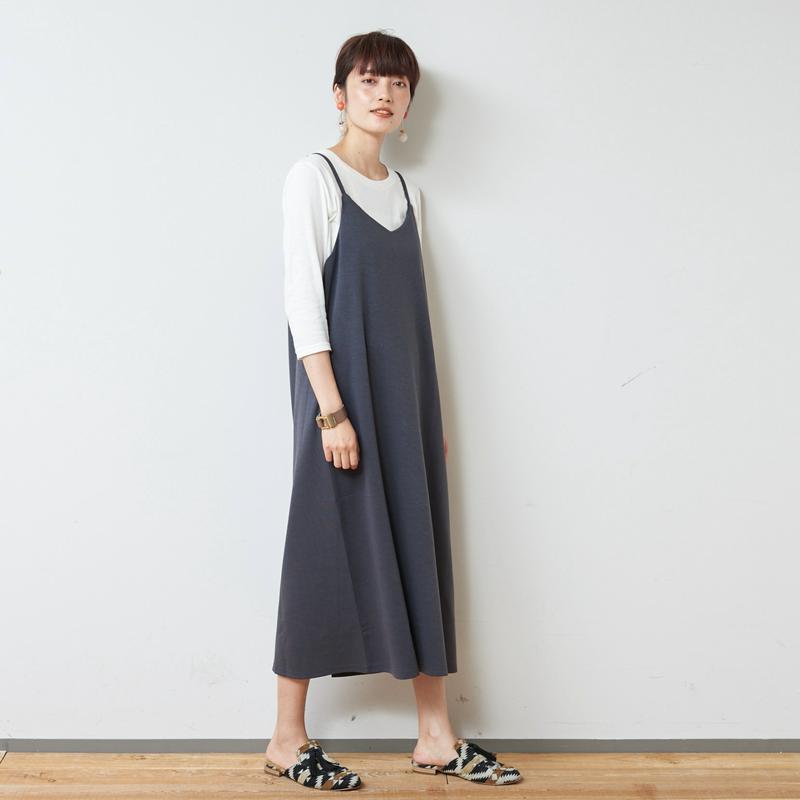 ポンチ素材ロングシーズン着まわせるキャミワンピース【Ｍ～３Ｌ】