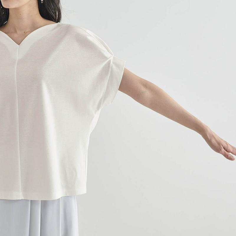 【汗ジミ対応】綿１００％華やかスカラップネック袖コンシャスカットソープルオーバー
