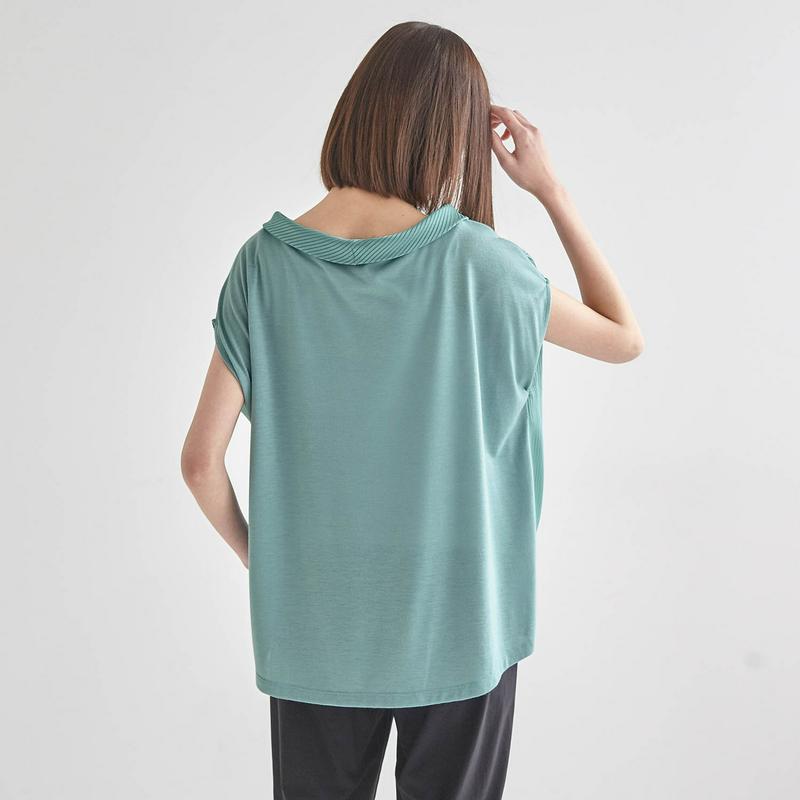 前身頃ブラウスＴシャツチュニック