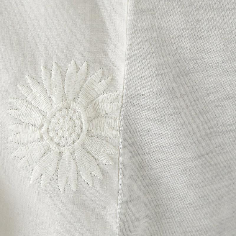 異素材切替えフワラー刺繍ゆったりワンピース