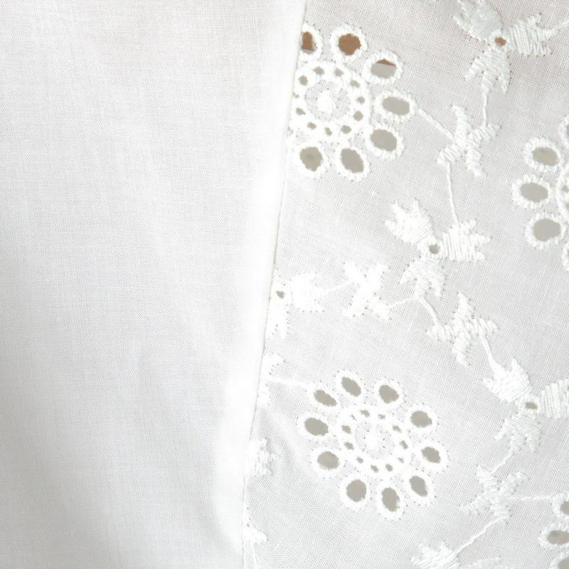 袖刺繍使いワイドスリーブブラウス
