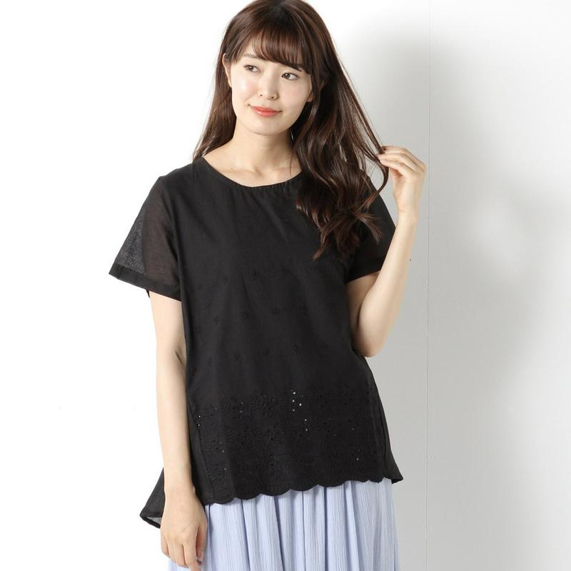 裾スカラップ刺繍ブラウス