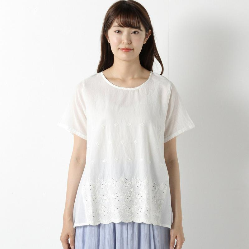 裾スカラップ刺繍ブラウス