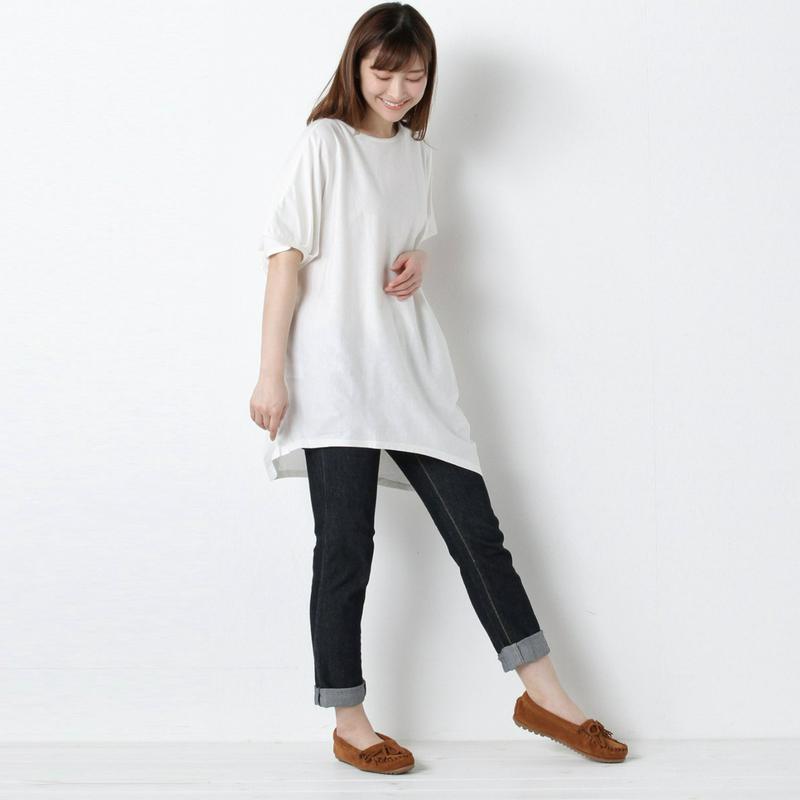 ランダムシルエットのゆったりチュニックＴシャツ