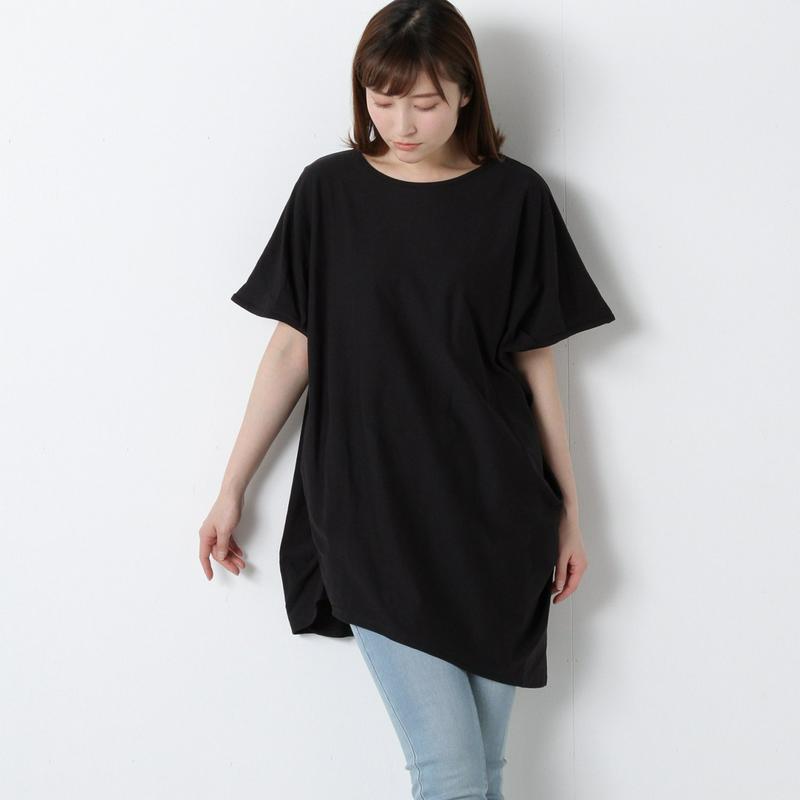 ランダムシルエットのゆったりチュニックＴシャツ