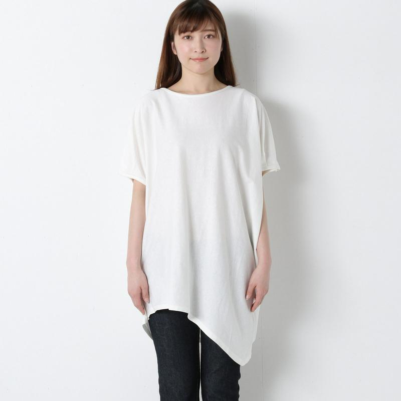 ランダムシルエットのゆったりチュニックＴシャツ