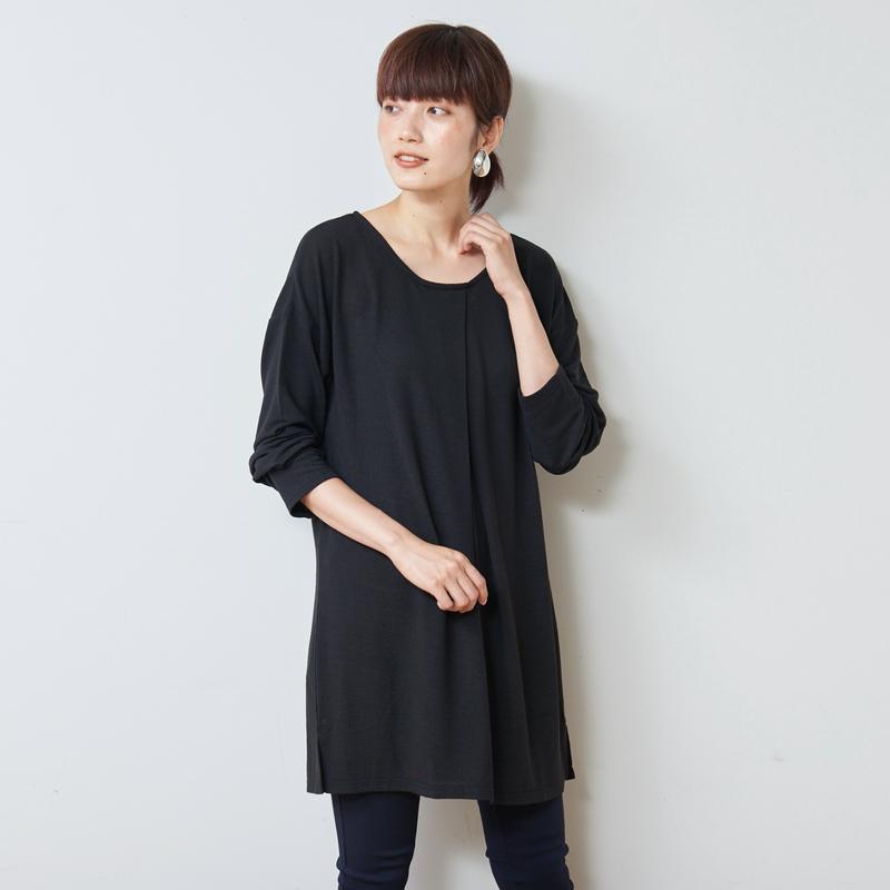 大人気シリーズ◎胸元重ねタック長袖チュニック【Ｍ～３Ｌ】