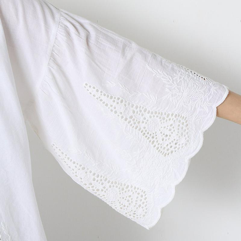 インド綿のスカラップ刺繍ブラウス