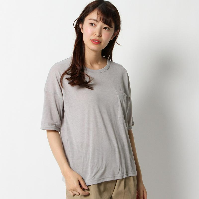 【接触冷感】ゆったりシルエットのポケット付きプルオーバー
