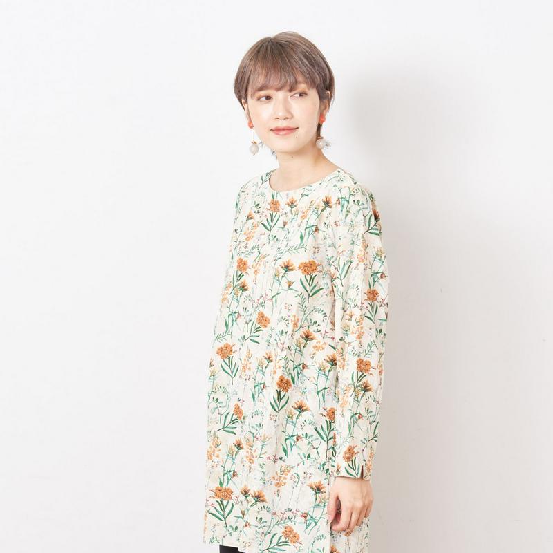 選べる花柄綿麻レーヨン素材のフラワープリントチュニック