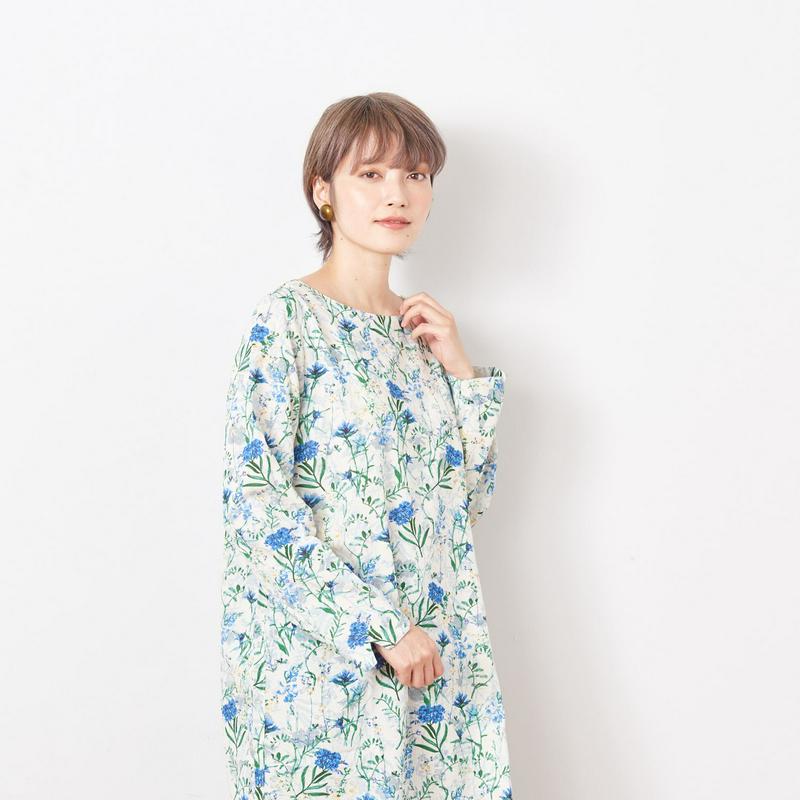 選べる花柄綿麻レーヨン素材のフラワープリントチュニック