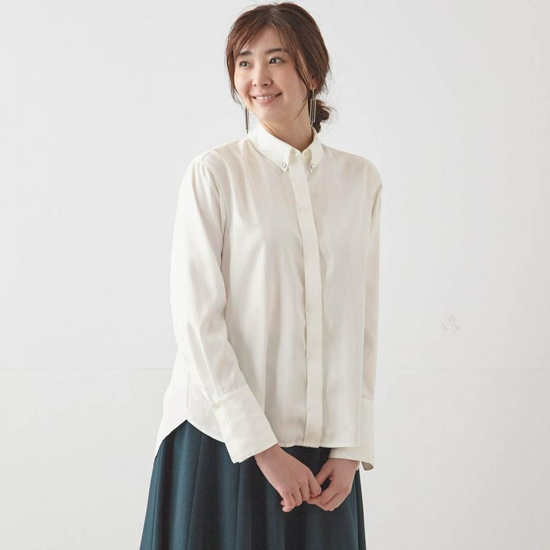 艶感のある大人シャツ【スワロフスキー（Ｒ）・クリスタル使用】