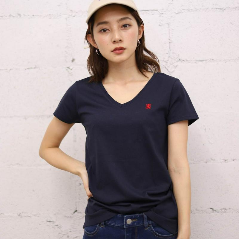 何枚でも欲しい◎綿混素材の刺繍入りＶネックＴシャツ