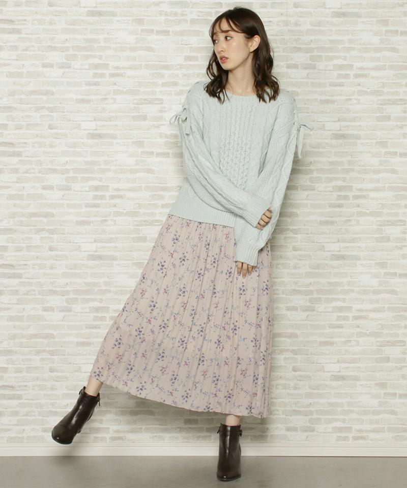 アラン柄ショルダーレースアップニット