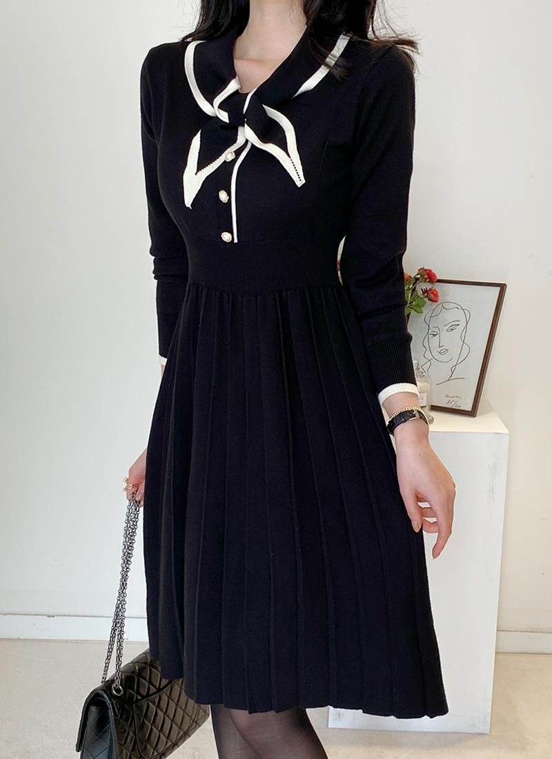 リボンネックプリーツニットワンピース