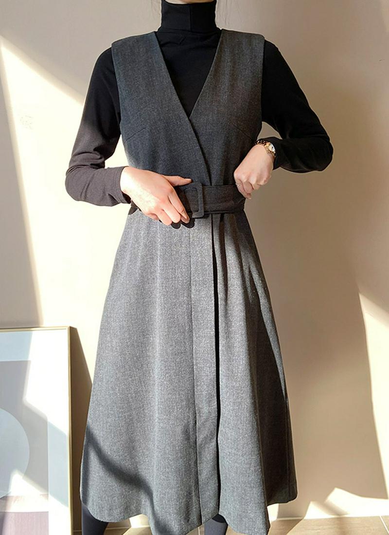ベルト付Vネックワンピース