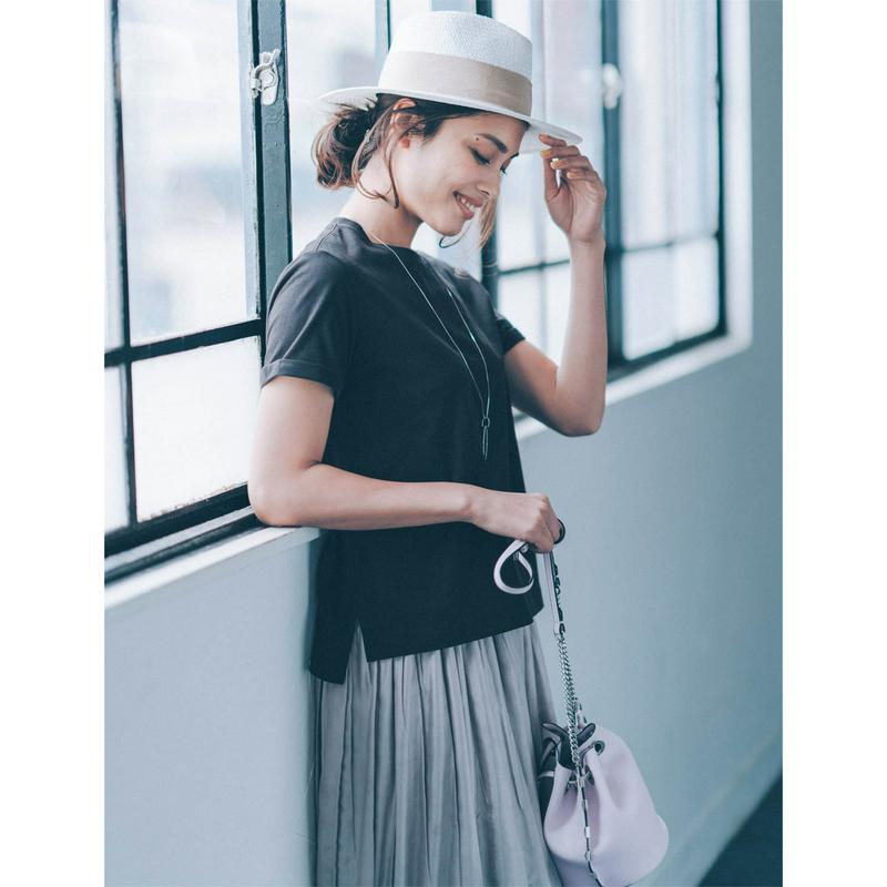 丸みを隠す大人仕立てＴシャツ