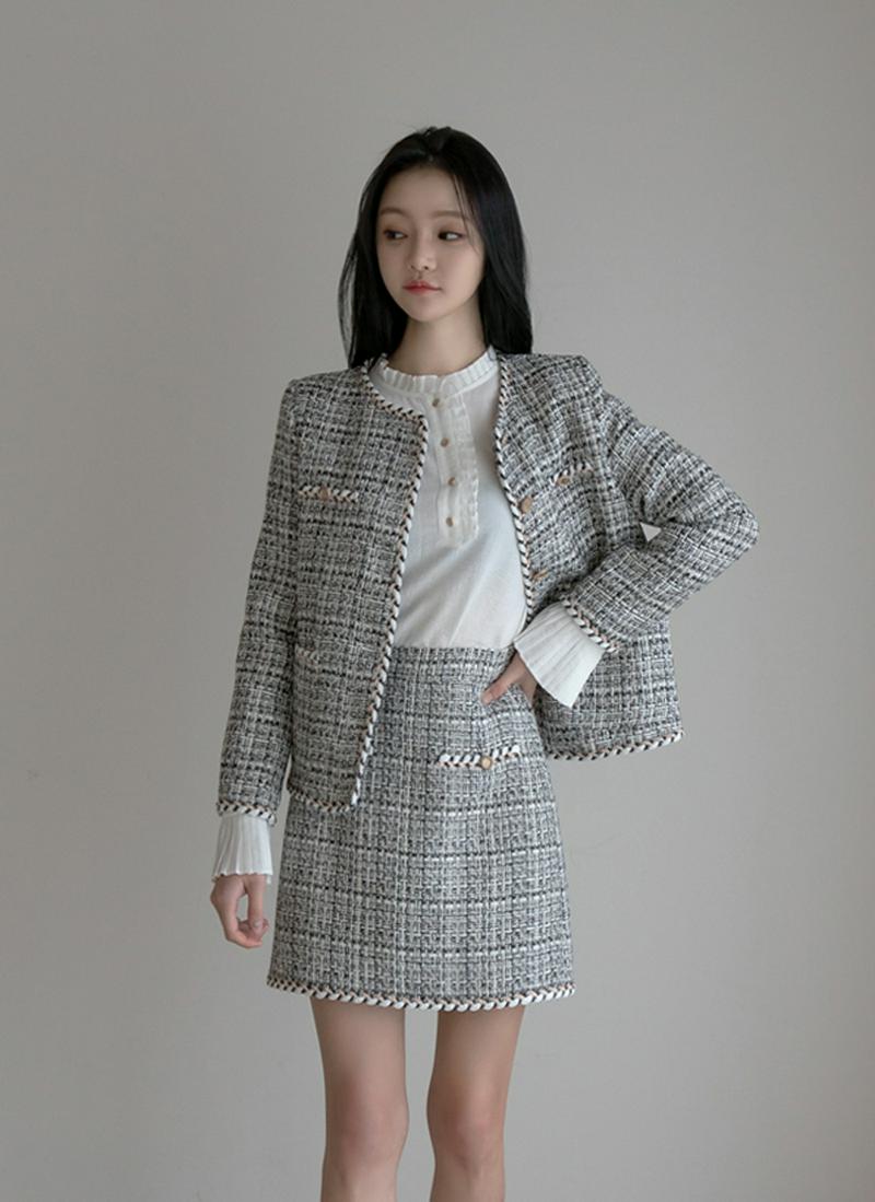 ノーカラーツイードジャケット