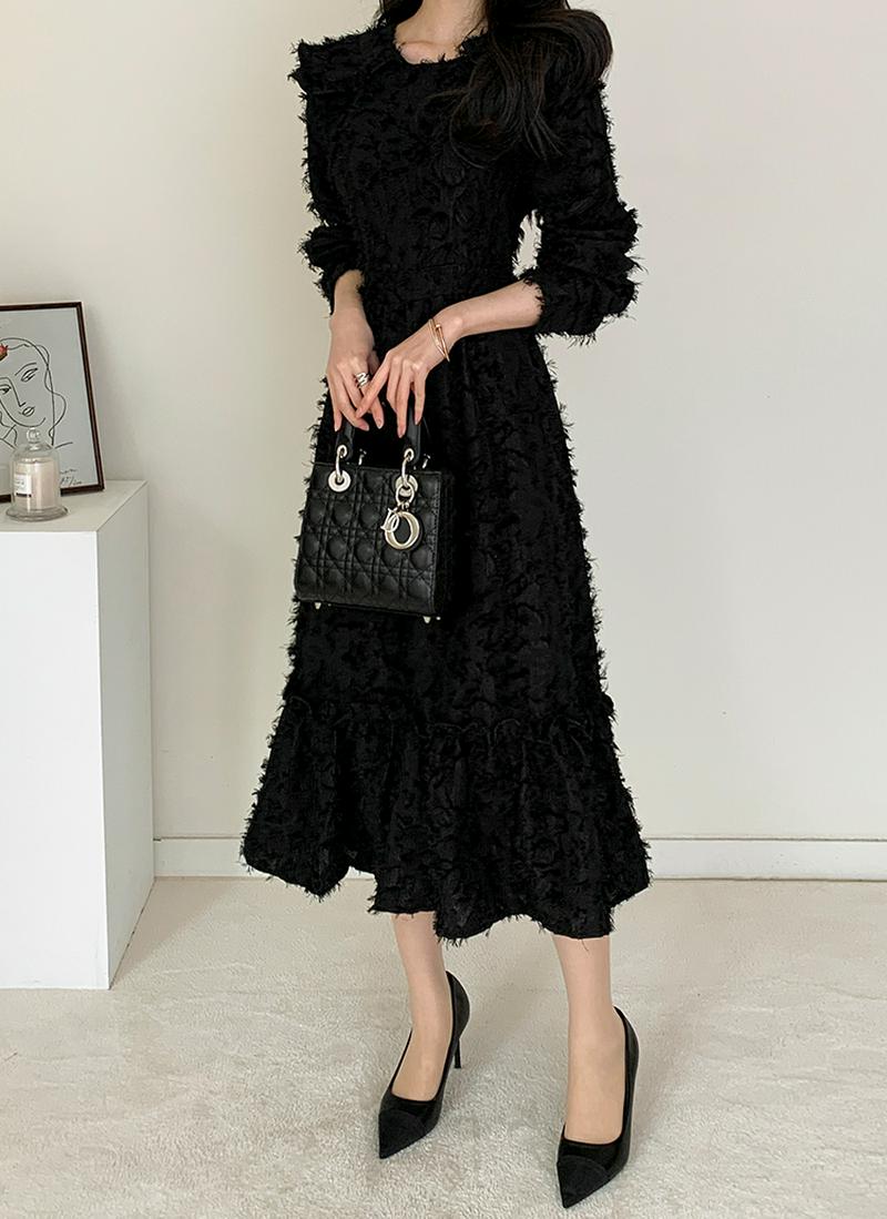 フリルカラーシャギーワンピース