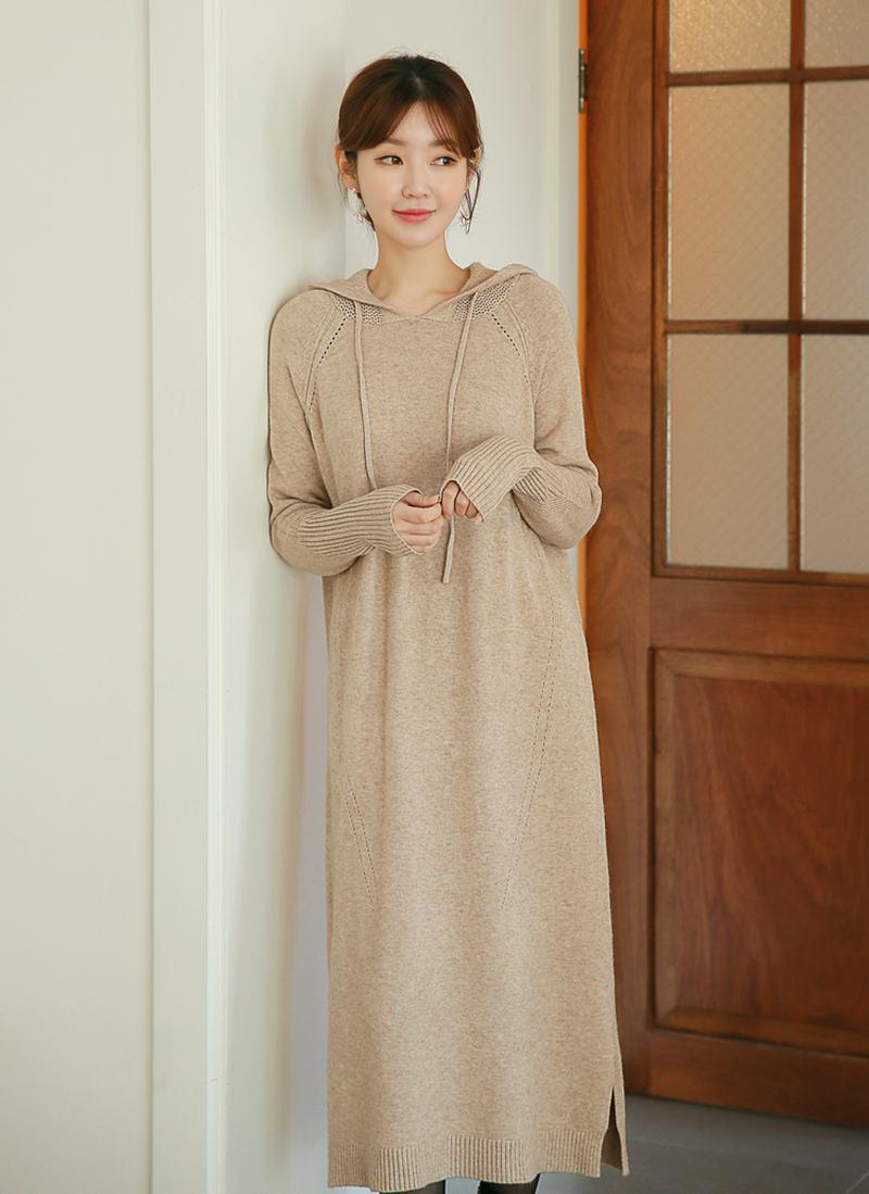 カシミヤ混フーデットニットワンピース