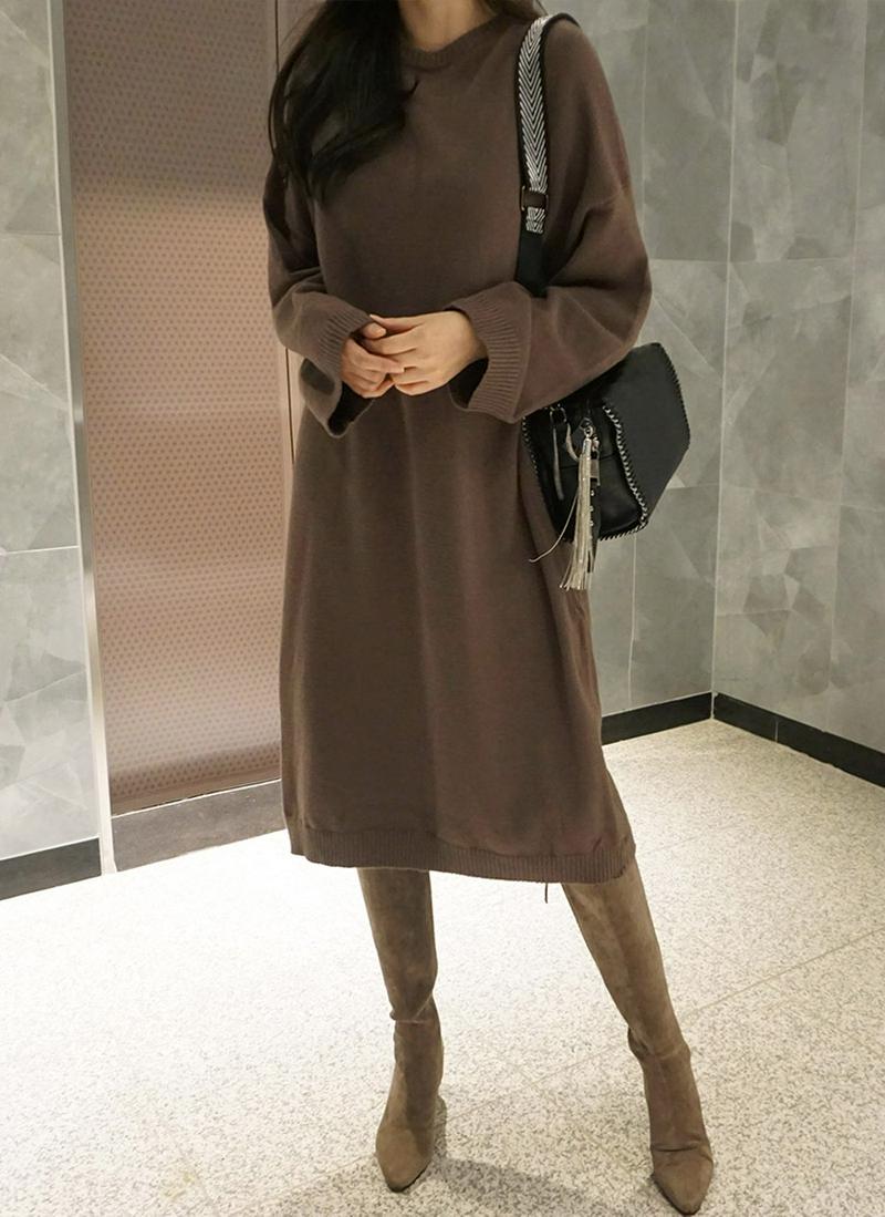 ルーズラウンドネックニットワンピース