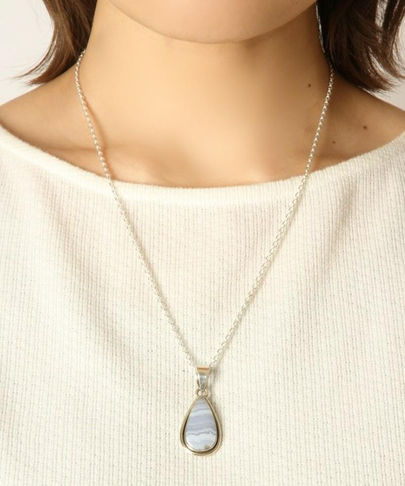 【フランス買付】ブルーレースアゲートしずくネックレス